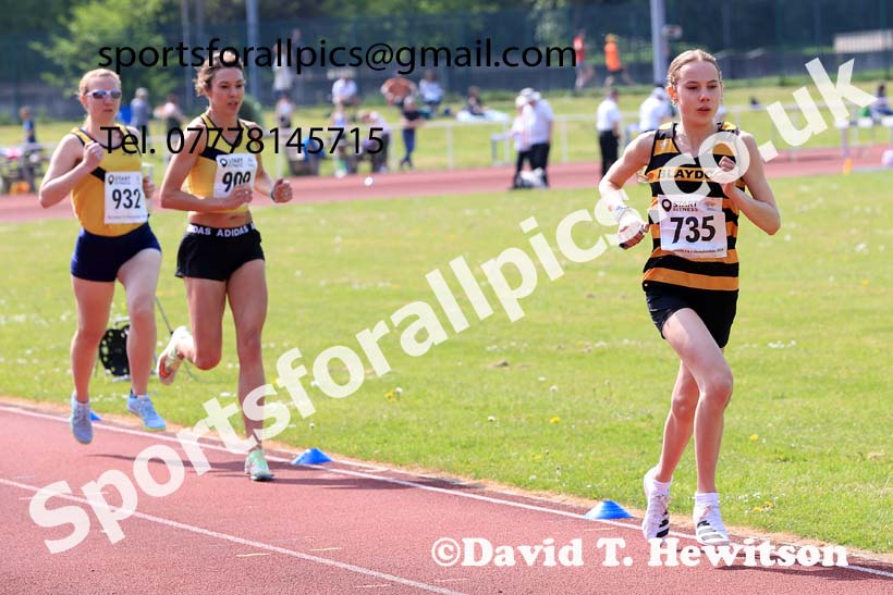 Womens Seniors and Under-20s 1500 metres, 2024 North Eastern Track and Field Champs., Middlesbrough.  Photo: David T. Hewitson/Sports for All Pics
